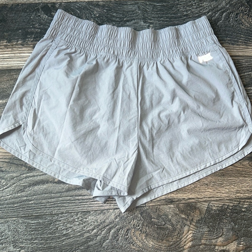Victoria’s Secret PINK Active Lined Women's Gray Shorts Pockets Size Large